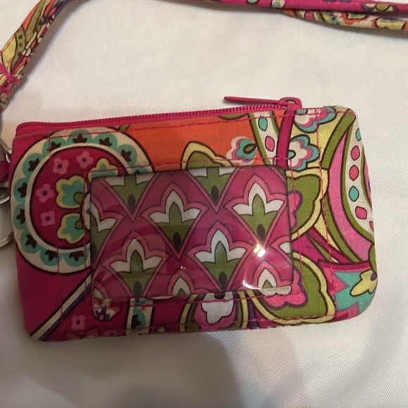 Vera Bradley Black Fabric Zip Around Wallet & Pink Floral VB ID Lanyard - Picture 2 of 14